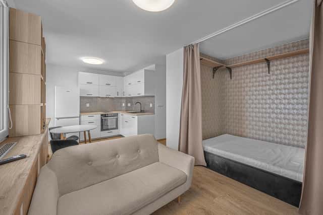 Pronájem bytu 1+kk 30 m², Benešovská, Kladno – Kročehlavy