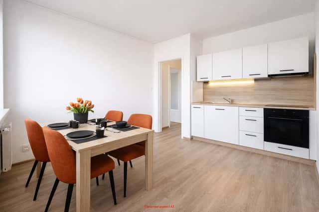 Pronájem bytu 1+1 37 m², Slovenská, Karviná – Karviná-město