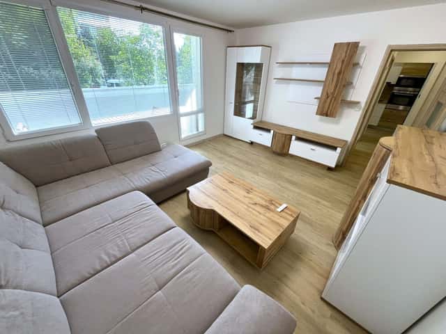Pronájem bytu 3+1 62 m², Strnadova, Brno – Líšeň, okres Brno-město