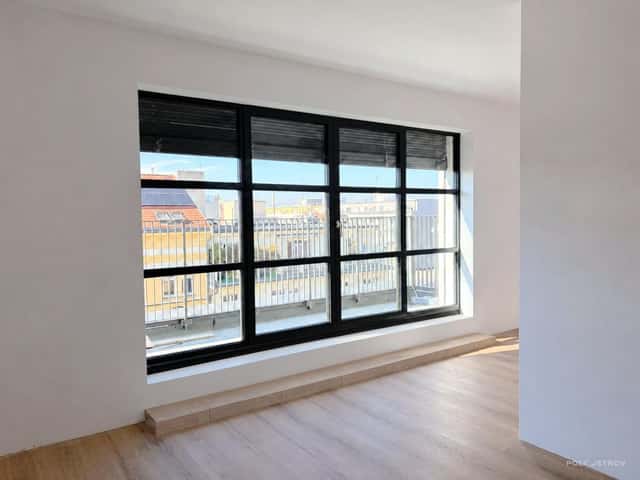 Pronájem bytu 2+kk 50 m², Na Maninách, Praha 7 – Holešovice