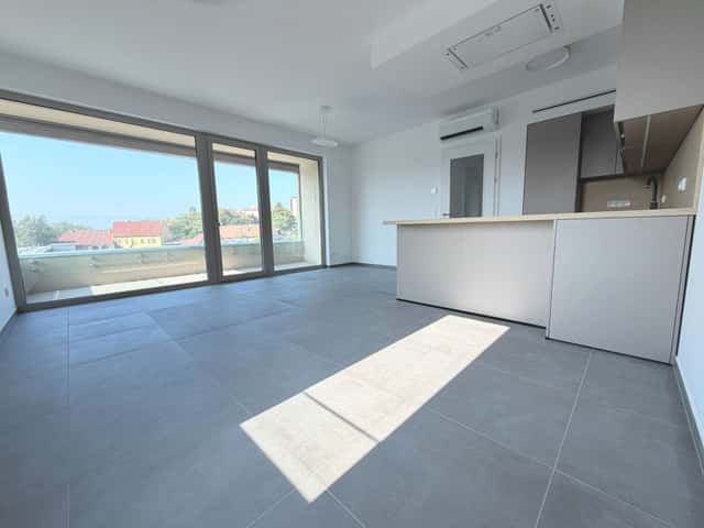 Pronájem bytu 4+kk 90 m², Práčská, Praha 10 – Záběhlice
