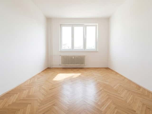 Pronájem bytu 2+1 60 m², Velehradská, Kroměříž