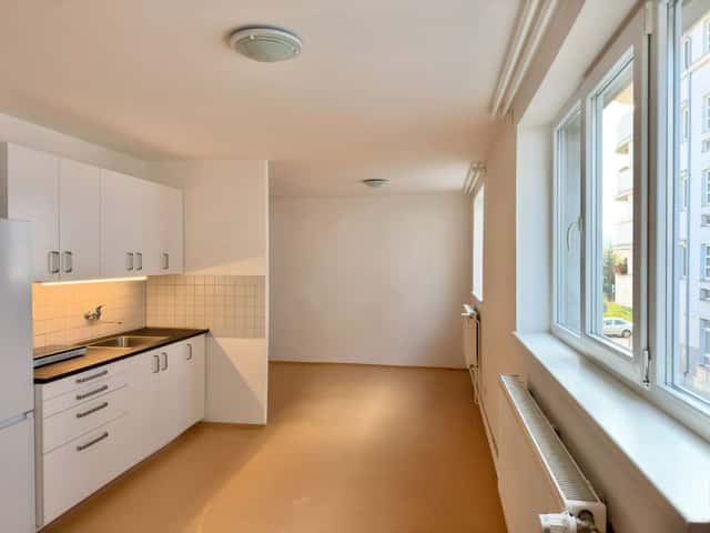 Pronájem bytu 1+kk 39 m², Zbynická, Praha 5 – Radotín