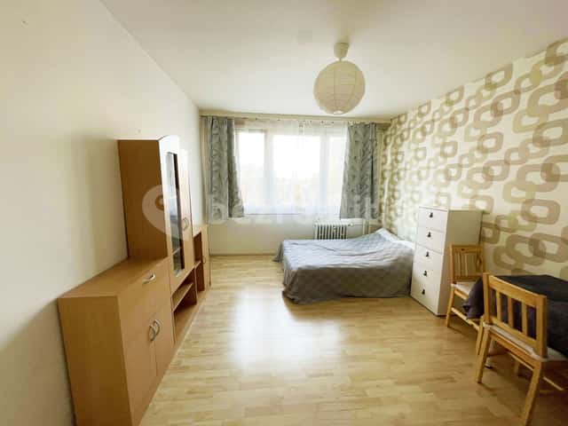 Pronájem bytu 1+kk 27 m², Jahodová, Praha 10 – Záběhlice
