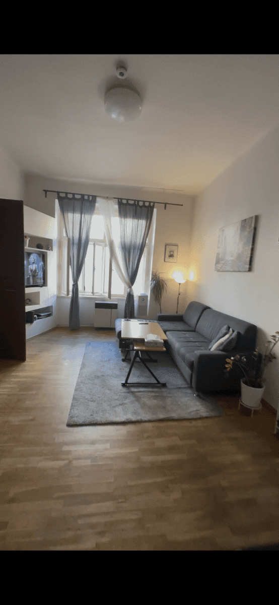 Pronájem bytu 2+1 61 m², Podplukovníka Sochora, Praha 7 – Holešovice