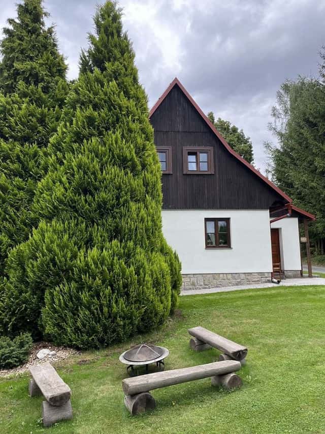 Pronájem objektu, Mladé Buky – Hertvíkovice, okres Trutnov