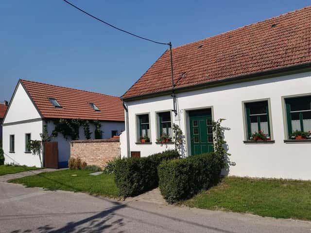 Pronájem objektu, Perná, okres Břeclav