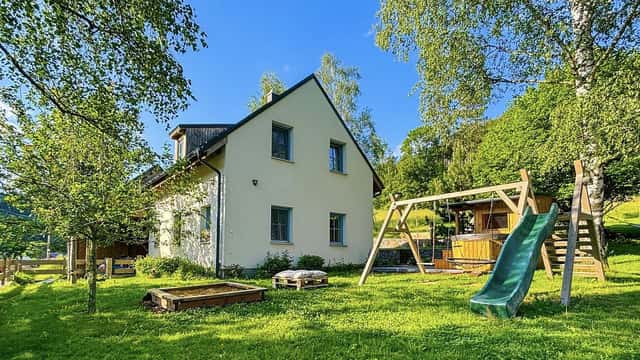 Pronájem objektu, Karlovice – Nové Purkartice, okres Bruntál