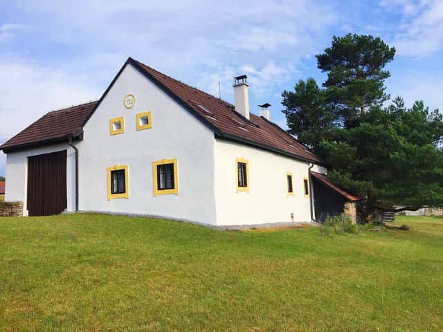 Pronájem objektu, Slavče – Slavče u Trhových Svinů, okres České Budějovice