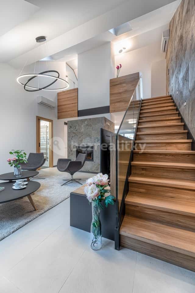 Pronájem bytu 2+kk 99 m², Francouzská, Praha – Vinohrady