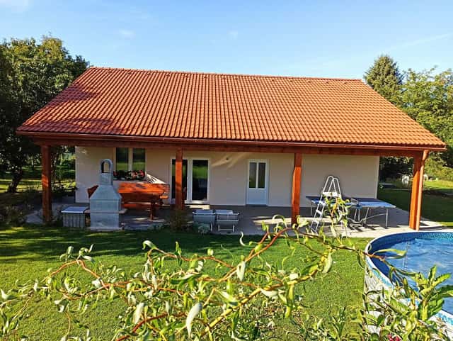 Pronájem objektu, Červený Újezd – Červený Újezd u Miličína, okres Benešov