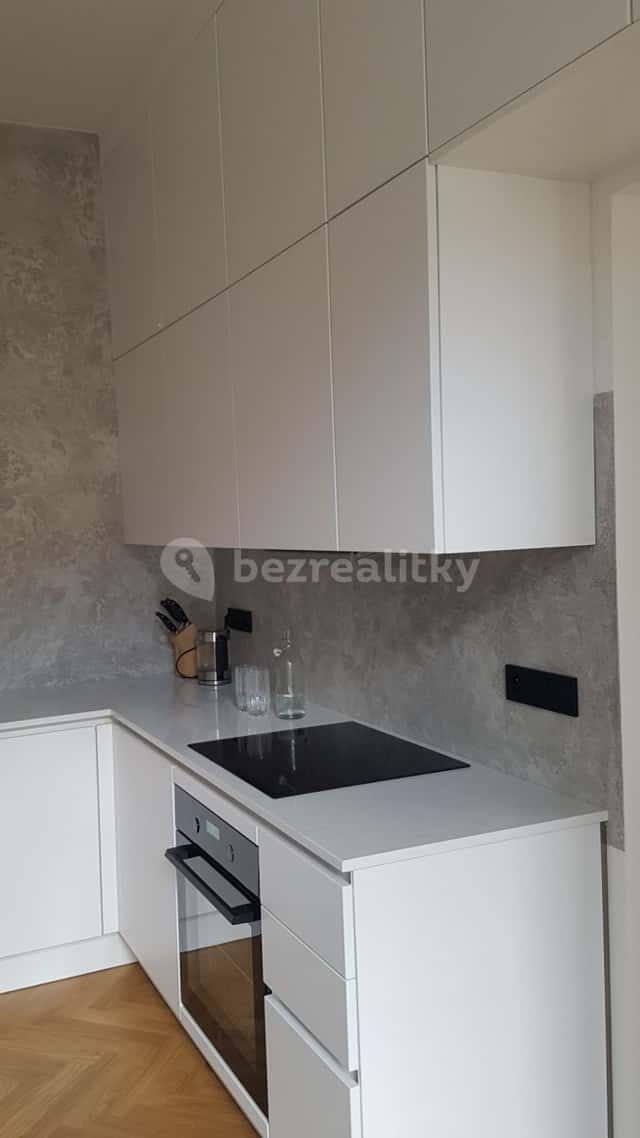 Pronájem bytu 1+1 52 m², Charlese de Gaulla, Praha 6 – Bubeneč