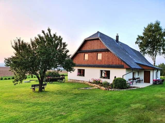 Pronájem objektu, České Petrovice, okres Ústí nad Orlicí