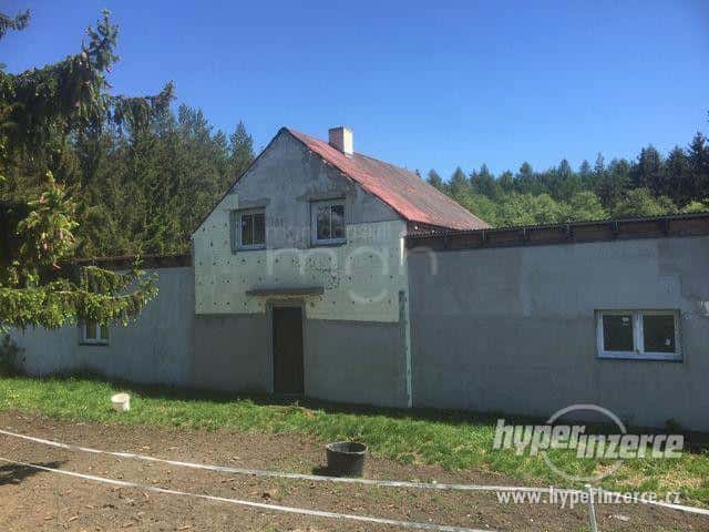 Prodej pozemku a zemědělské usedlosti ve Žluticích, Žlutice, okres Karlovy Vary