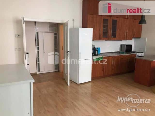 Byt 2+kk/51m2, Praha 3, ul. Roháčova, Praha
