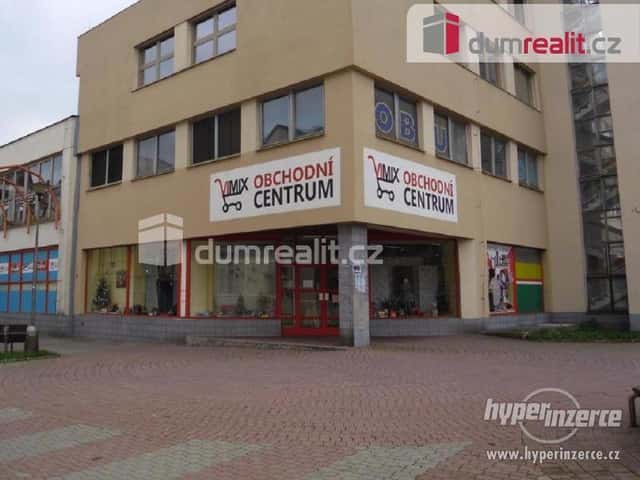Pronájem, obchodní prostor, 1400m2, Bruntál - centrum, Bruntál