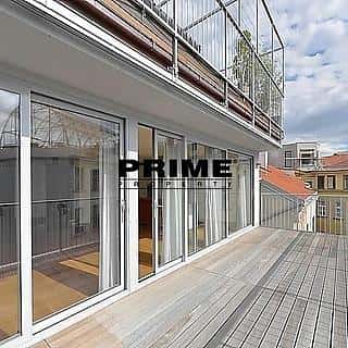 Pronájem bytu 4+kk 200 m² Praha, Laubova, Praha