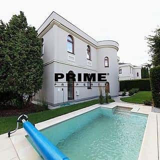 Pronájem rodinného domu 270 m² Praha, Nebušická, Praha