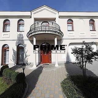 Pronájem rodinného domu 270 m² Praha, Nebušická, Praha
