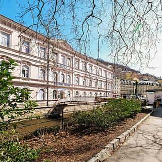 Pronájem obchodu 13 m² Karlovy Vary, Karla IV., Karlovy Vary