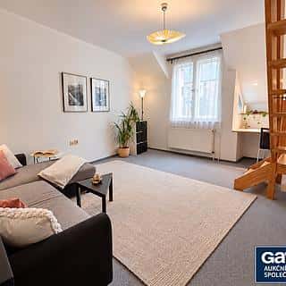 Prodej bytu 5+1 a více 159 m² Praha, Benediktská, Praha