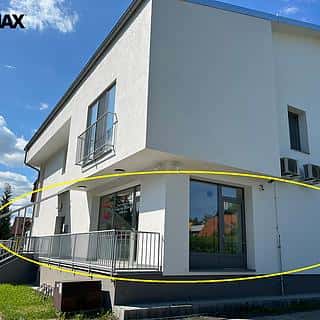 Pronájem obchodu 206 m² Zubří, Hlavní, Zubří, okres Vsetín