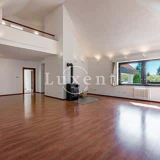 Pronájem kanceláře 417 m² Praha, Ke hrádku, Praha