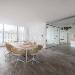 Pronájem kanceláře 475 m² Praha, Praha