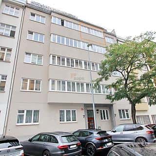 Prodej bytu 1+kk, garsoniery 36 m² Praha, Velehradská, Praha