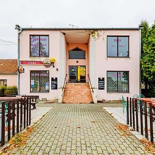 Prodej restaurace 267 m² Hostěradice, Hostěradice, okres Znojmo