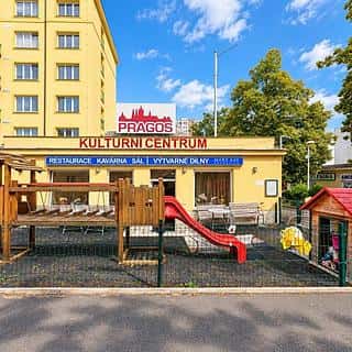 Prodej Ostatních komerčních prostor 330 m² Praha, Jihlavská, Praha