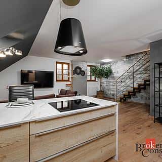 Prodej bytu 4+kk 120 m² Plzeň, Lobezská, Plzeň, okres Plzeň-město