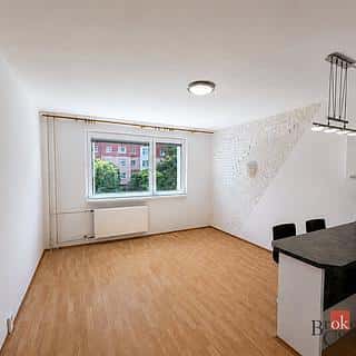 Prodej bytu 2+kk 44 m² Liberec, Holubova, Liberec