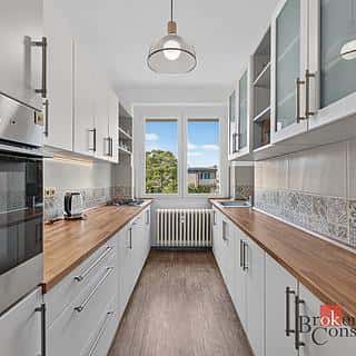 Prodej bytu 3+1 71 m² Plzeň, Arbesova, Plzeň, okres Plzeň-město