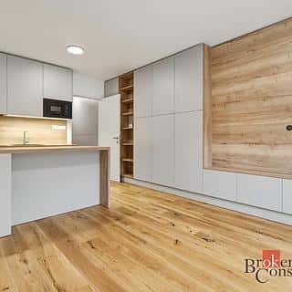 Pronájem bytu 1+kk, garsoniery 29 m² Hradec Králové, Pod Zámečkem, Hradec Králové