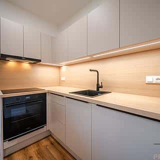 Prodej bytu 1+kk, garsoniery 28 m² Ostrava, Sokolovská, Ostrava, okres Ostrava-město