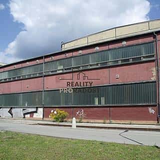 Pronájem skladu 2000 m² Adamov, Adamov, okres Blansko