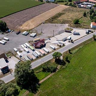 Prodej komerčního pozemku 35078 m² Sadová, Sadová, okres Hradec Králové