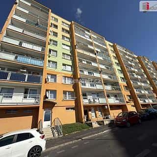 Pronájem bytu 2+kk 40 m² Most, Karla Marxe, Most