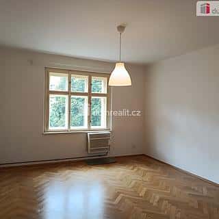 Pronájem bytu 2+kk 50 m² Praha, Za poštou, Praha