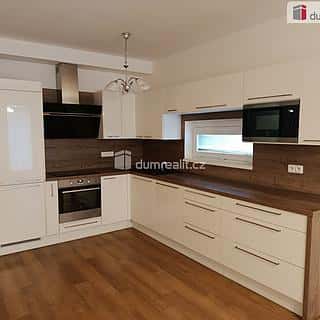 Pronájem bytu 2+kk 57 m² Praha, Makedonská, Praha