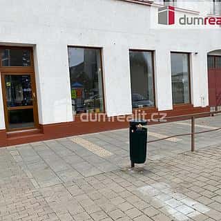 Pronájem obchodu 160 m² Břeclav, náměstí T. G. Masaryka, Břeclav