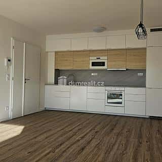 Prodej bytu 2+kk 70 m² Kladno, Ke křížku, Kladno