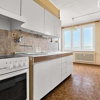 Prodej bytu 2+1 65 m² Karlovy Vary, Klínovecká, Karlovy Vary