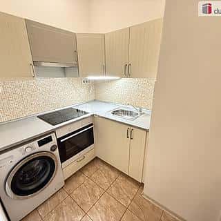 Prodej bytu 1+kk, garsoniery 29 m² Kladno, Čermákova, Kladno