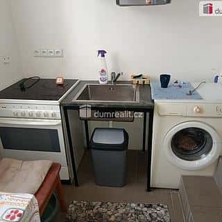 Pronájem rodinného domu 110 m² Lety, U viaduktu, Lety, okres Praha-západ