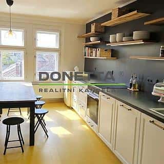 Pronájem bytu 3+1 103 m² Hradec Králové, Resslova, Hradec Králové