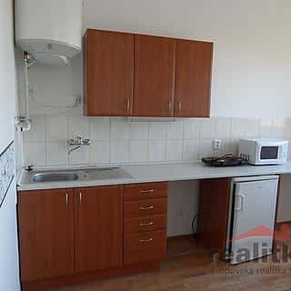 Pronájem bytu 1+kk, garsoniery 30 m² Opava, Olbrichova, Opava