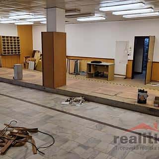 Pronájem skladu 110 m² Opava, Hlavní, Opava