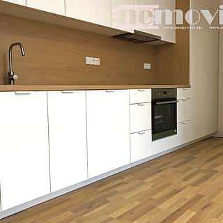 Pronájem bytu 2+kk 43 m² Hradec Králové, Chelčického, Hradec Králové